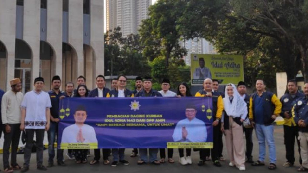 AMPI Berbagi Bersama Umat: DPP AMPI Gelar Pembagian Daging Kurban dalam Semangat Idul Adha 1443 H