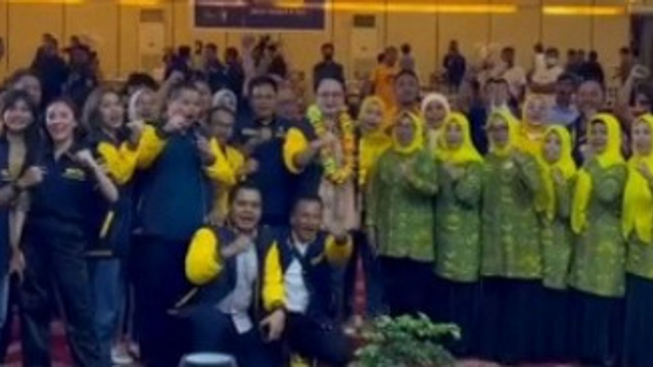 Sultra Membiru! MUSDA AMPI Sulawesi Tenggara "Pecah", Ketum Jerry Sambuaga Disambut Bak Pahlawan