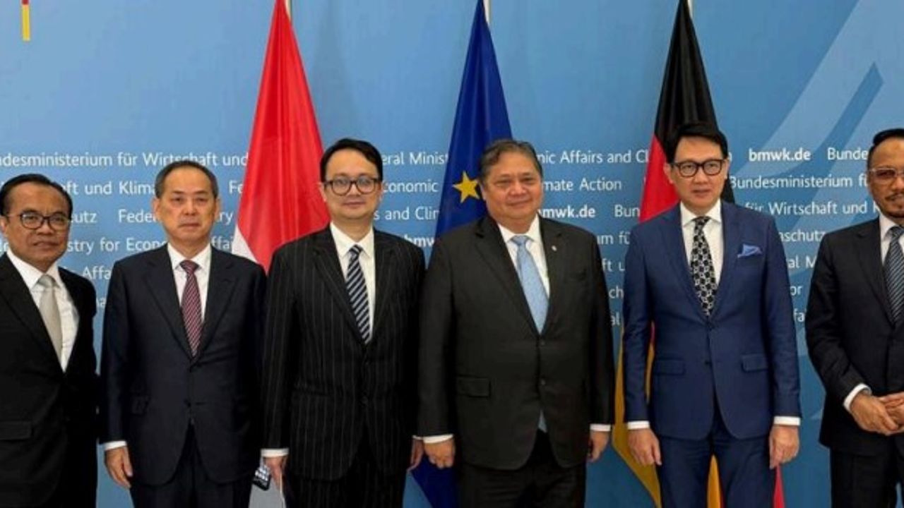 Bukti Loyalitas dan Dukungan Penuh: DPP AMPI Mengawal Kunker Menko Perekonomian Airlangga Hartarto, Tegaskan Komitmen pada Stabilitas Ekonomi Nasional