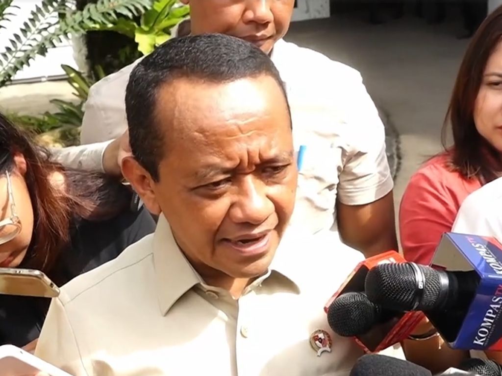 Pastikan Daya Beli Terjaga, Menteri ESDM Bahlil Pastikan Tarif Listrik dan BBM Subsidi Tidak Naik